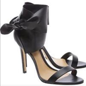 Never worn Schutz Sophia Wrap Around Heel